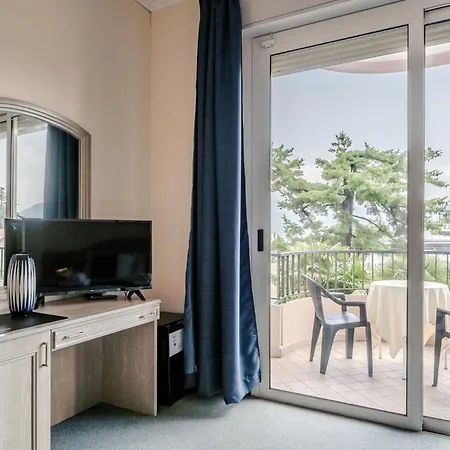 Hotiday Collection - Hotel 3*