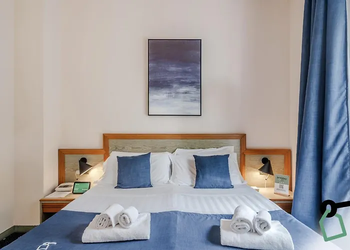 ホテル Hotiday Collection - 3*