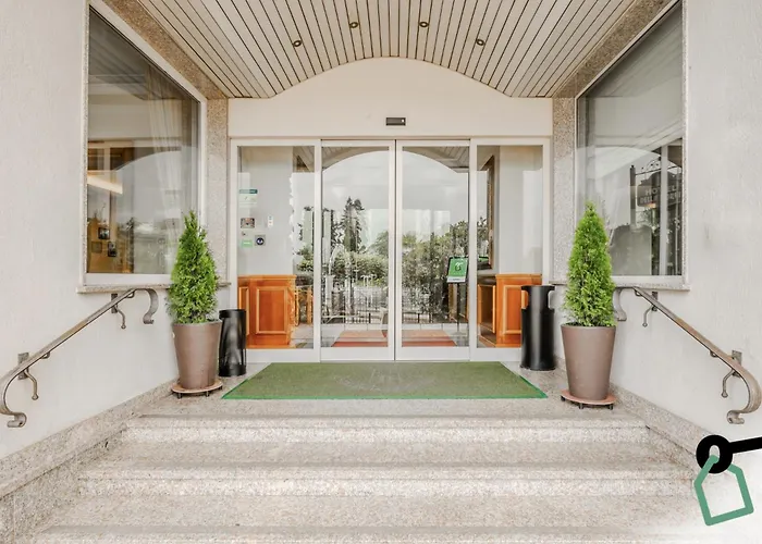 Hotiday Collection - 3* Stresa