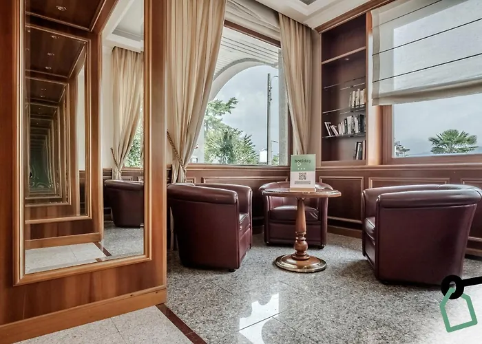 Hotiday Collection -