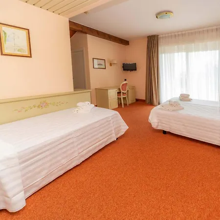 Hotiday Collection - מלון